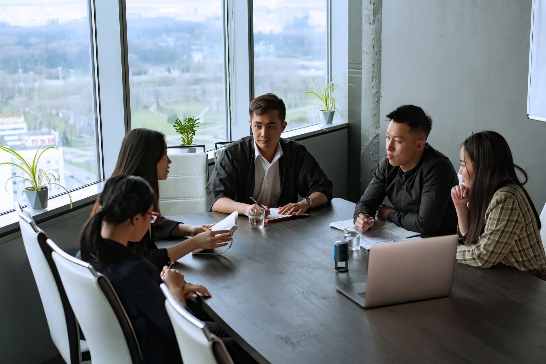 水质浮标与波浪浮标在近海养殖环境监测中的应用对比